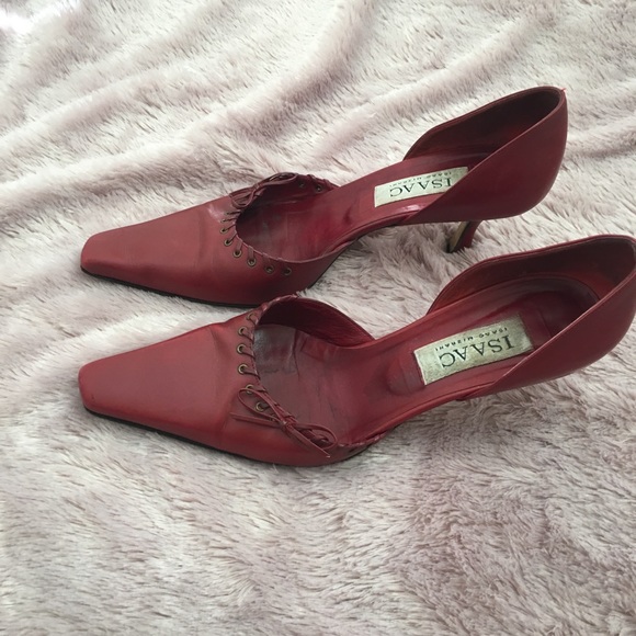 Isaac Mizrahi D’Orsay Kitten Heels. - Picture 5 of 5